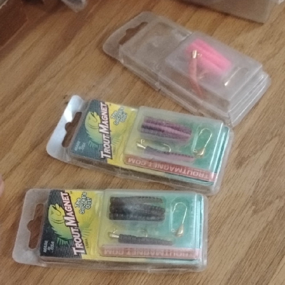 Fishing Lure 3 Pk Set - Pink, Purple and Black - Picture 5 of 5